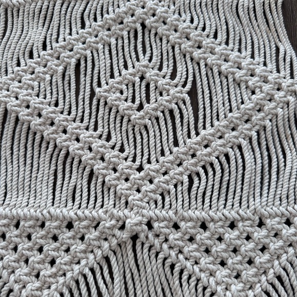 Cream Macrame Table Runner - Picture 4 of 5